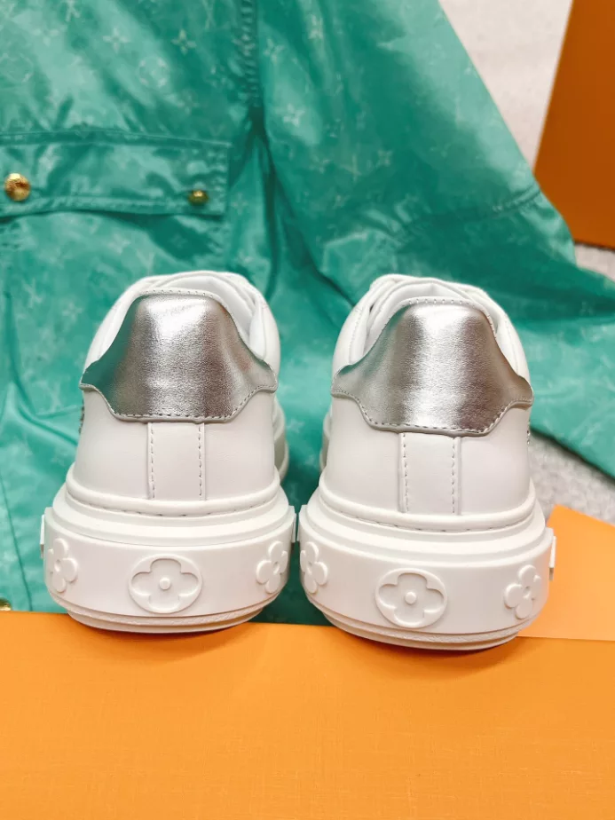 LV TIME OUT SNEAKER – LSVM039 StreetReady 5134