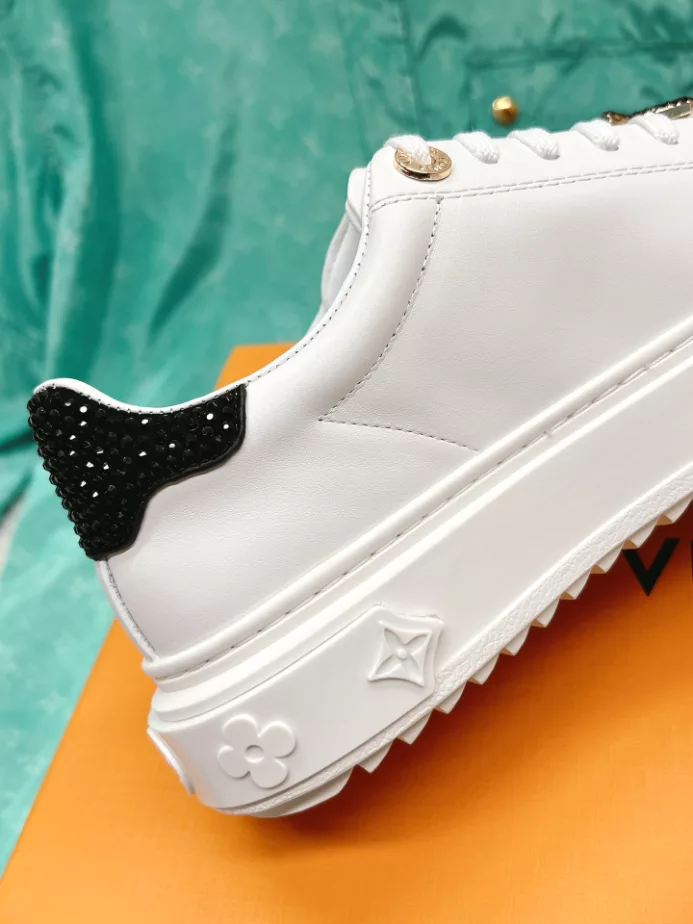 LV TIME OUT SNEAKER – LSVM040 SmartChoice 9648