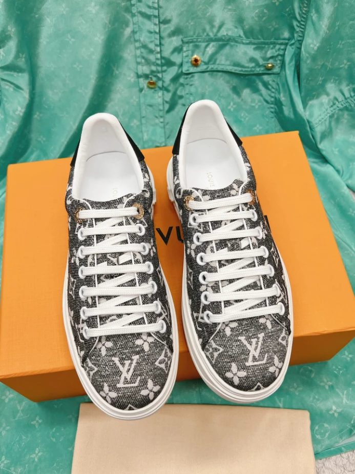 LV TIME OUT SNEAKER – LSVM041 EasyMatch 9275