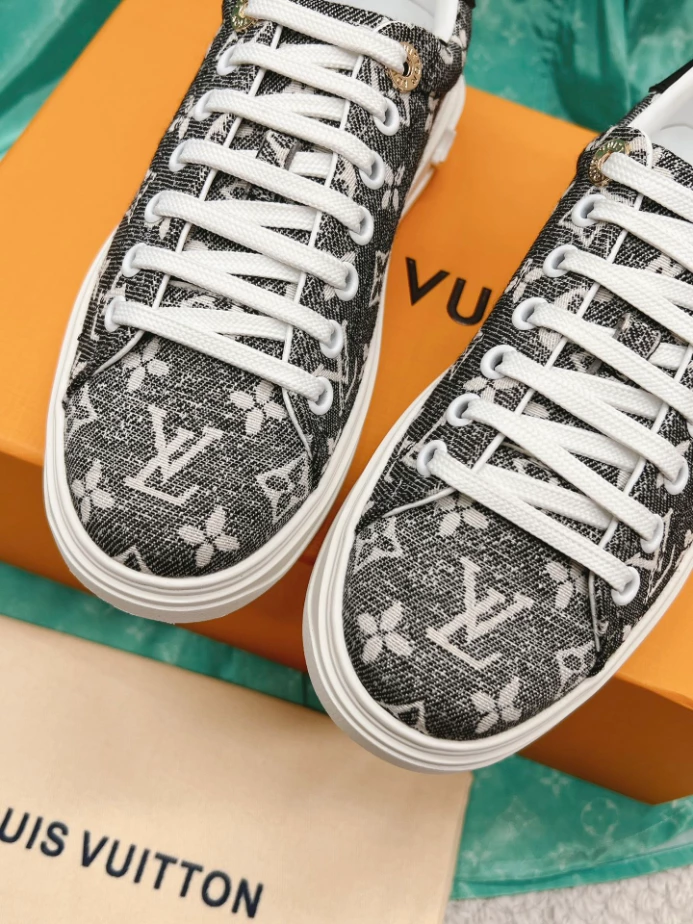 LV TIME OUT SNEAKER – LSVM041 EasyMatch 9275