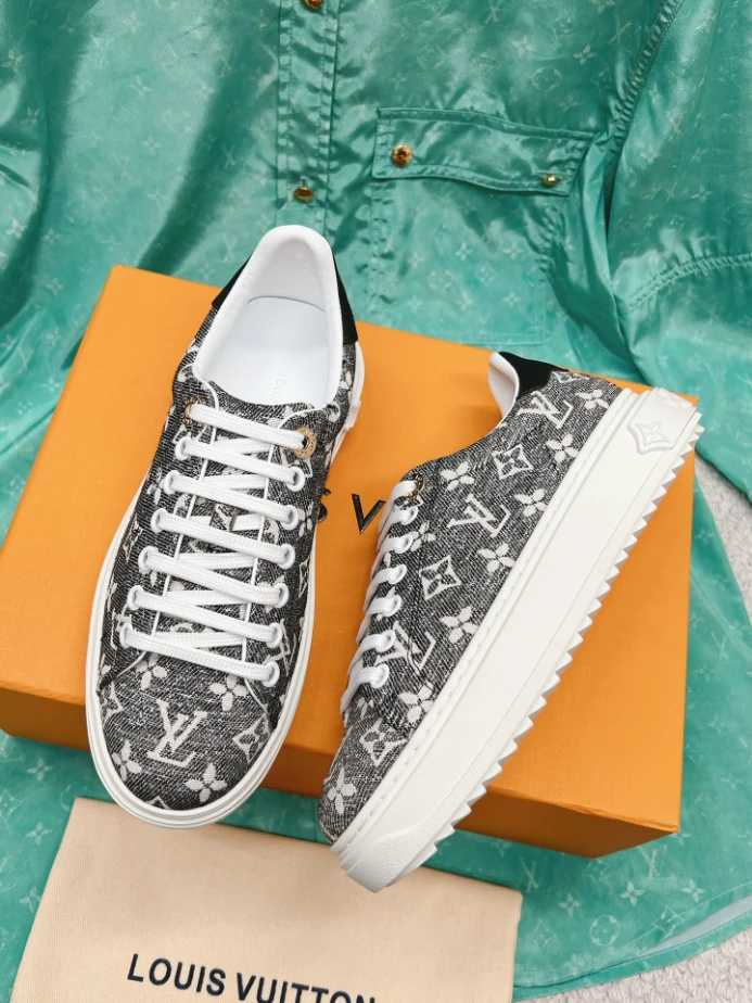 LV TIME OUT SNEAKER – LSVM041 EasyMatch 9275