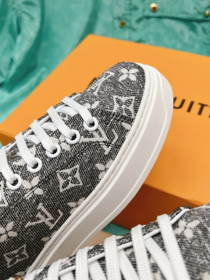 LV TIME OUT SNEAKER – LSVM041 EasyMatch 9275