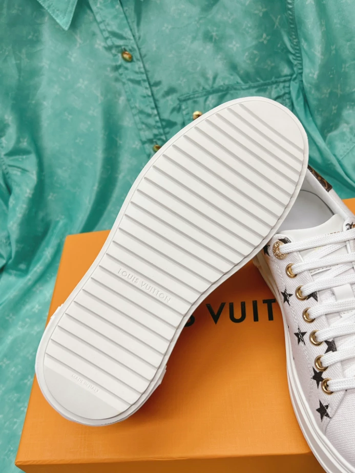 LV TIME OUT SNEAKER – LSVM044 SportInspired 6015
