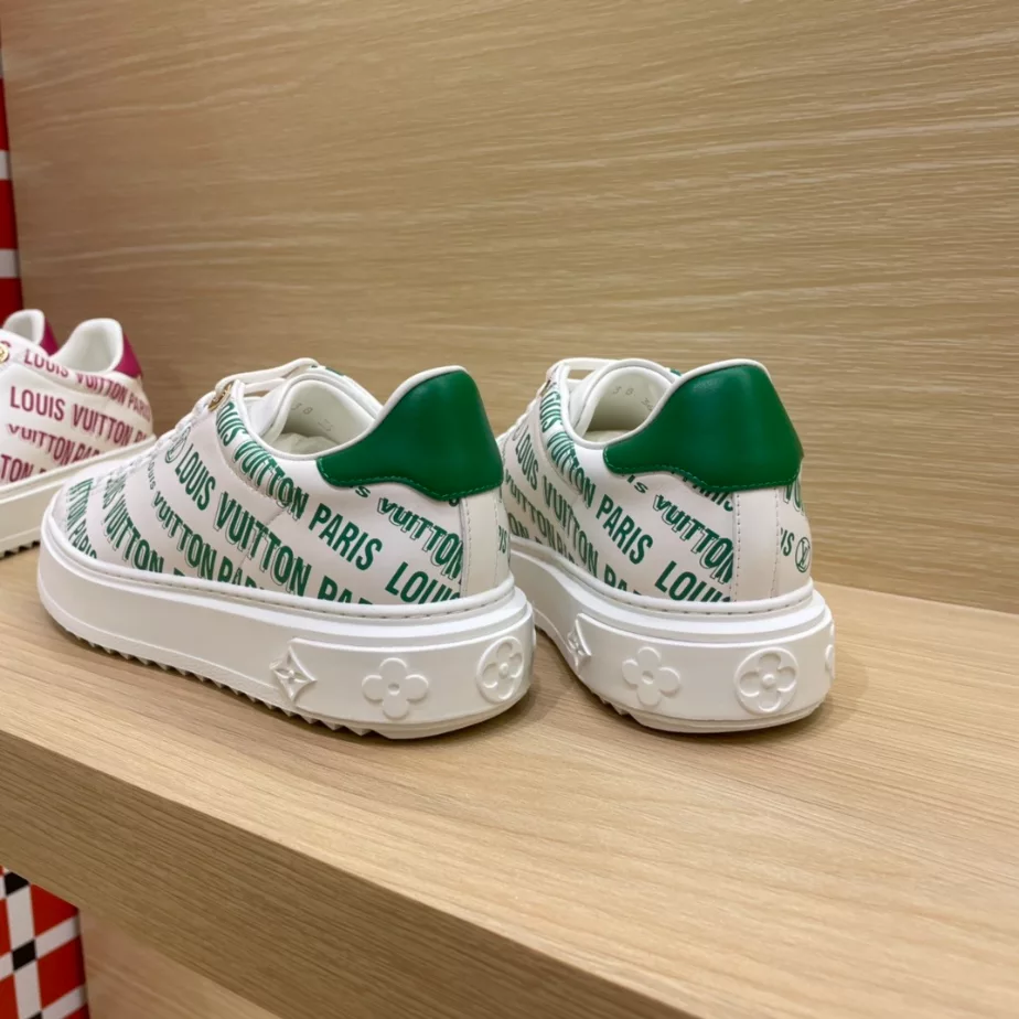 LV TIME OUT SNEAKER – LSVM049 UrbanStyle 3825