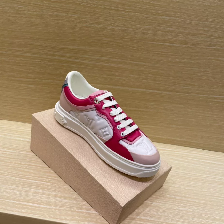 LV TIME OUT SNEAKER – LSVM051 Fashionable 3276