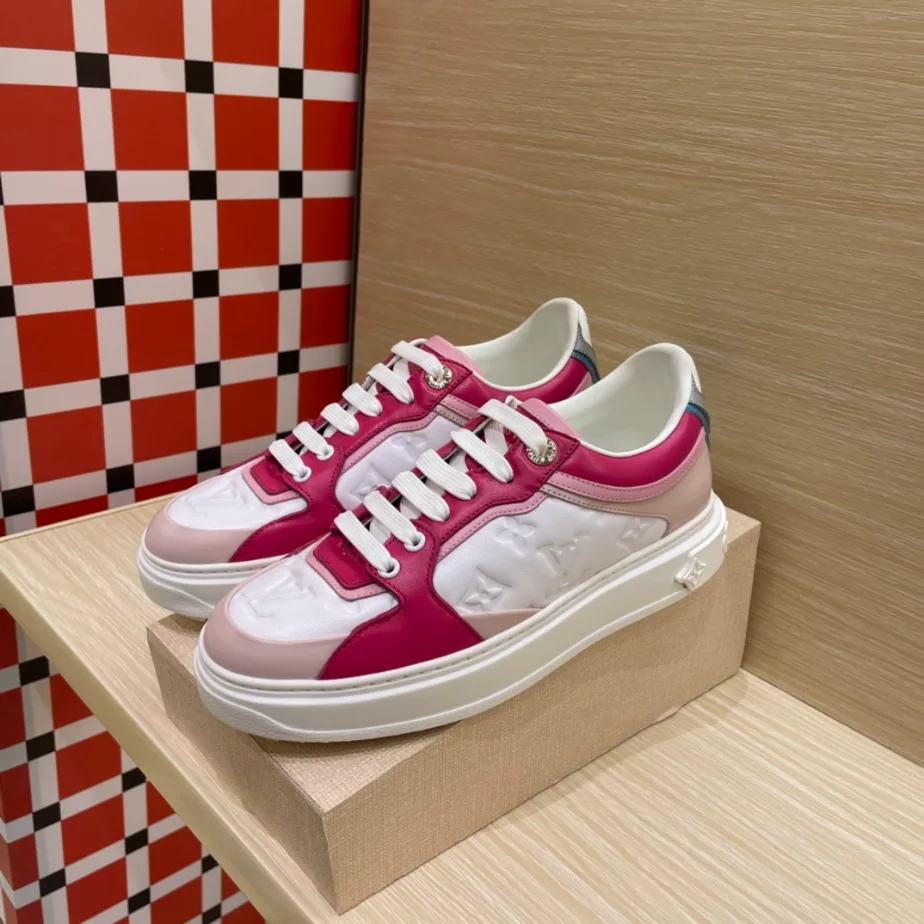 LV TIME OUT SNEAKER – LSVM051 Fashionable 3276