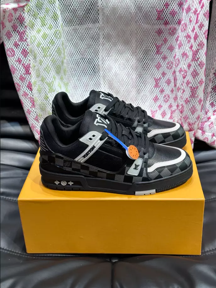 LV TRAINER SNEAKER – LSVT439 NewStyle 1134
