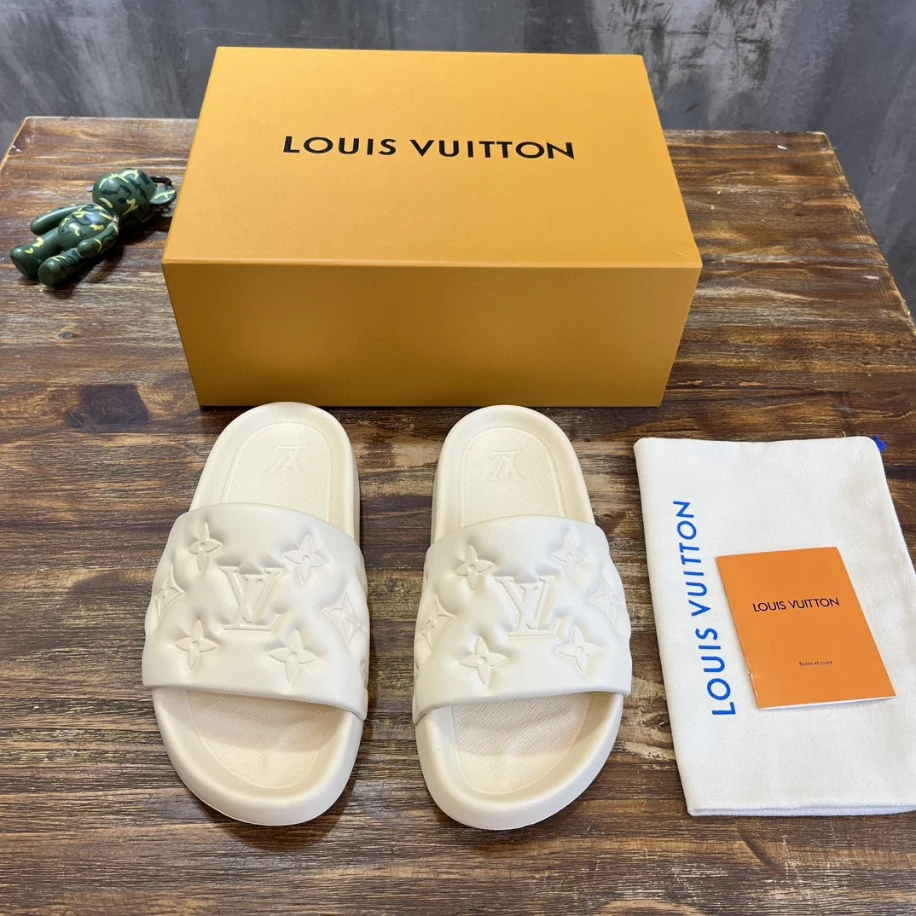 LV WATERFRONT MULE – LVS37 AllSeason 9839