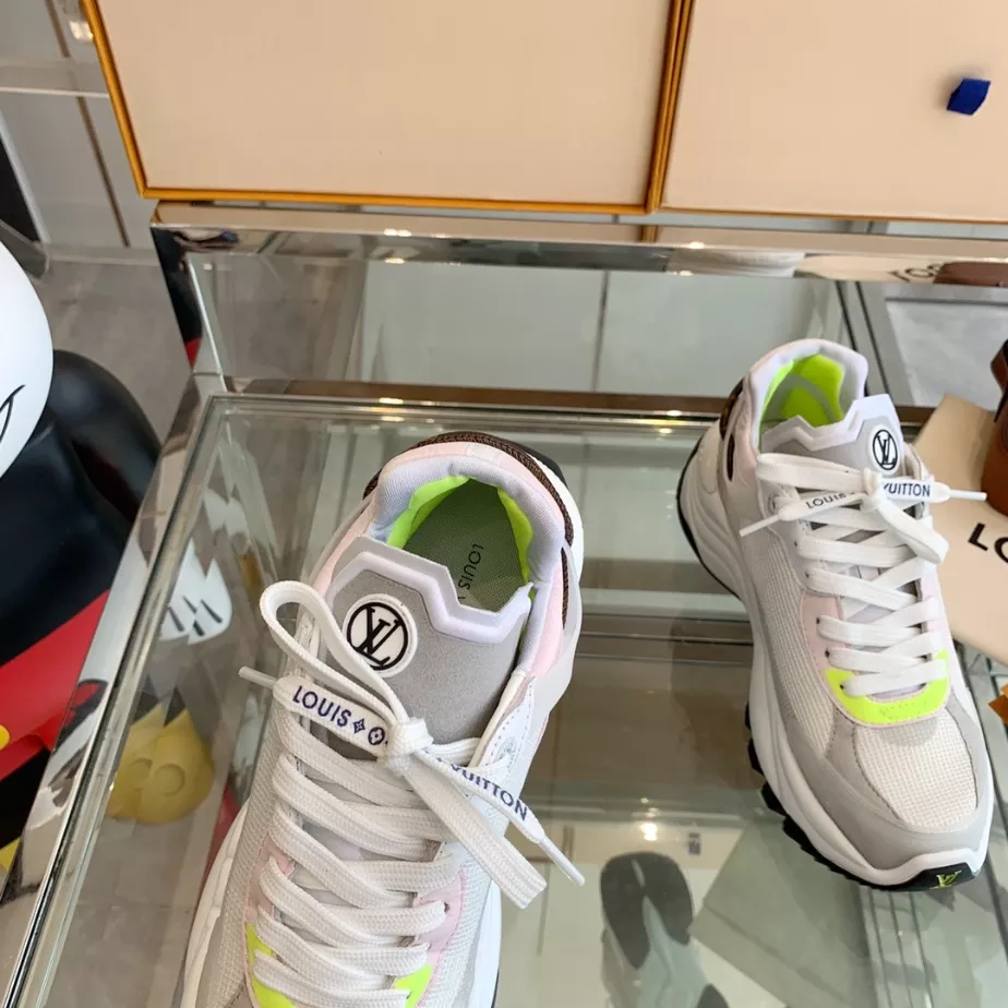 LV WOMEN’S RUN 55 SNEAKER – LSVM064 TopPick 1526