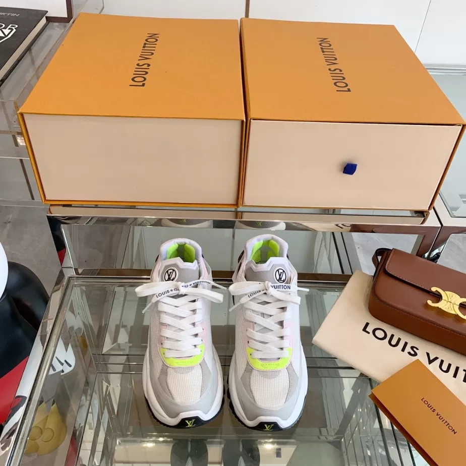 LV WOMEN’S RUN 55 SNEAKER – LSVM064 TopPick 1526