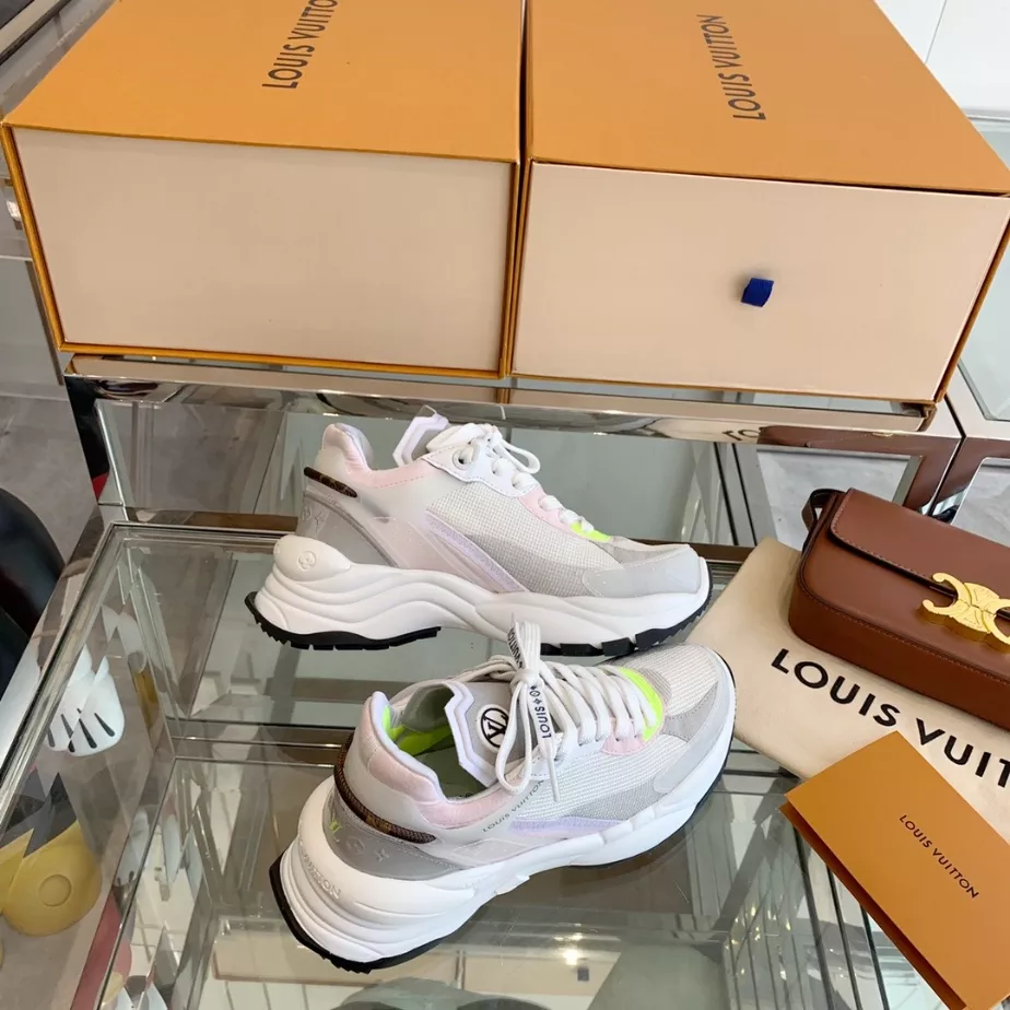 LV WOMEN’S RUN 55 SNEAKER – LSVM064 TopPick 1526