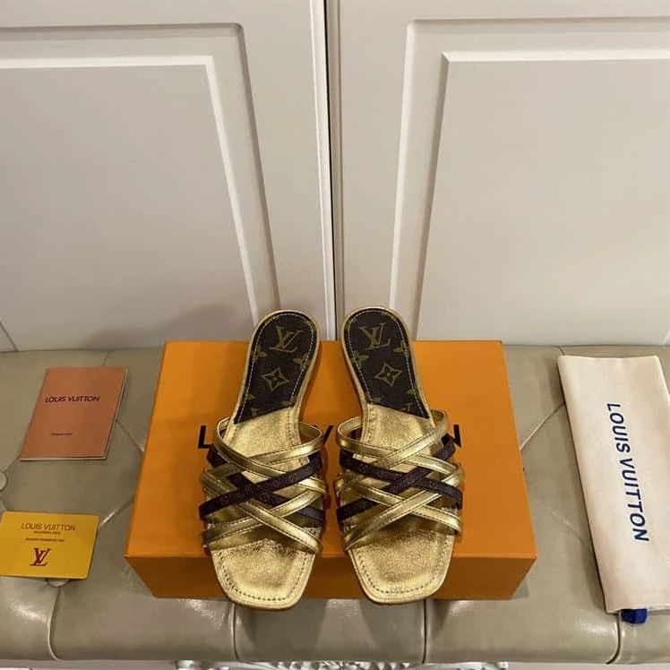 Louis Vuitton Slides – RG24LS EasyMatch 3453