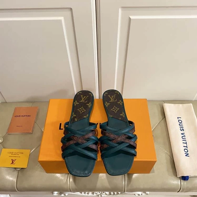 Louis Vuitton Slides – RG24LS EasyMatch 3453