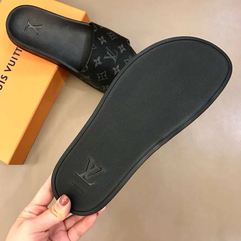 ModernLook 3386 LOUIS VUITTON SLIDES – LVS25