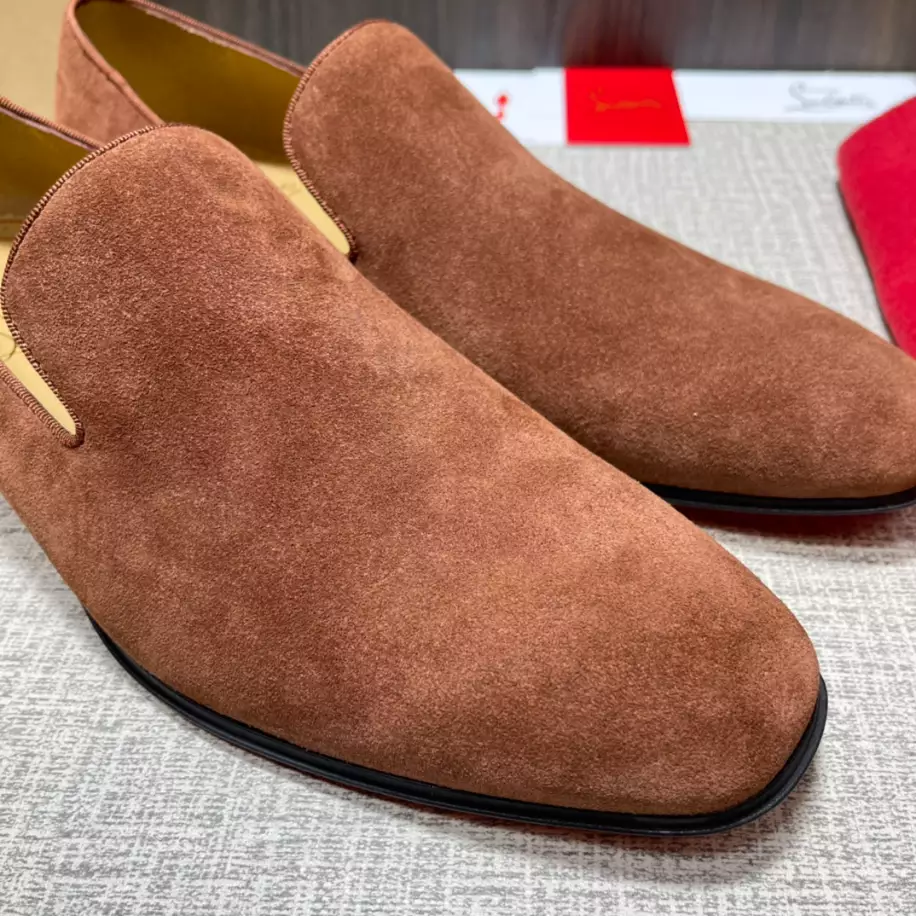 ModernLook 4293 CHRISTIAN LOUBOUTIN DANDELION – LDC002