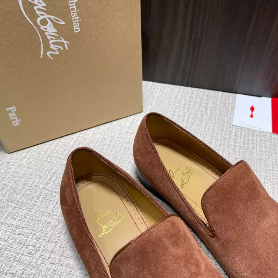 ModernLook 4293 CHRISTIAN LOUBOUTIN DANDELION – LDC002