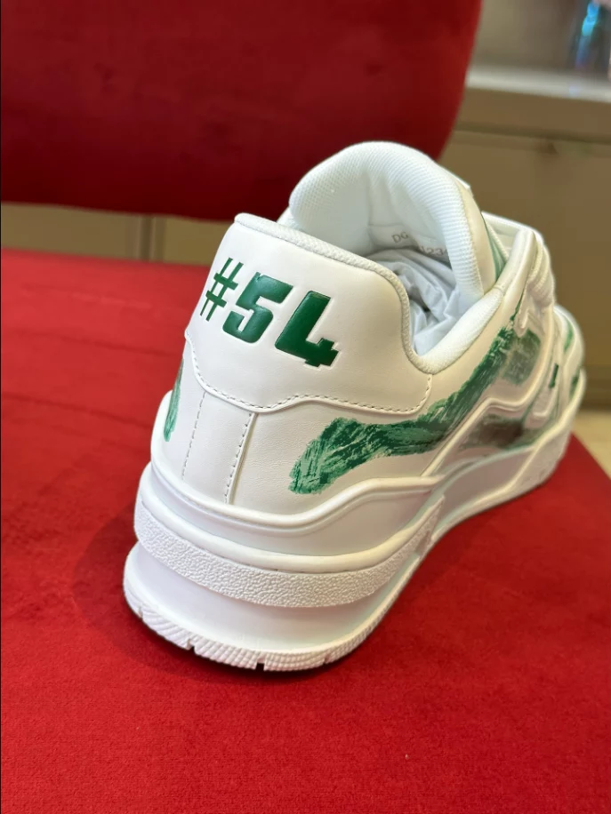 NewStyle 457 LV TRAINER SNEAKER – LSVT430