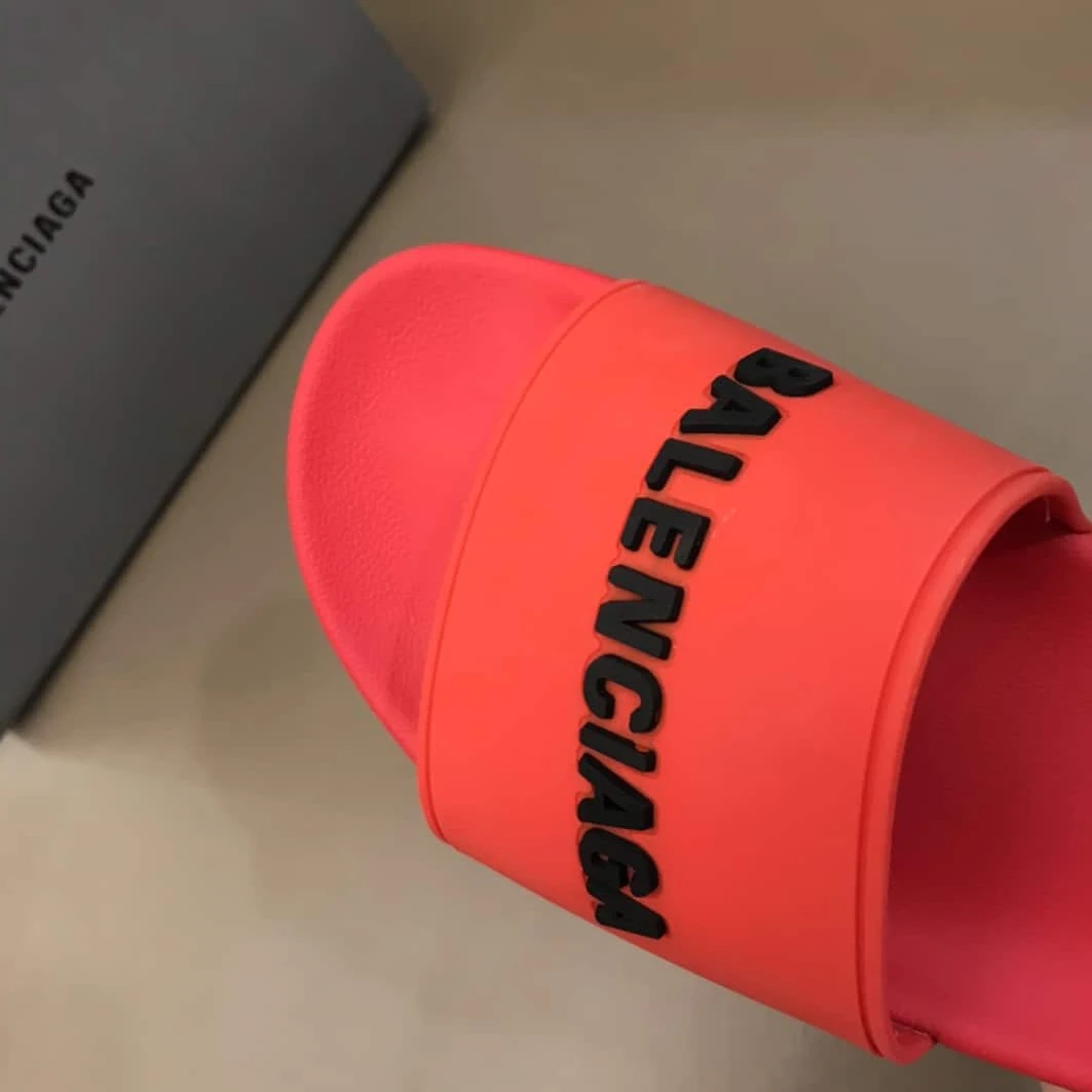 SmartChoice 3104 BALENCIAGA RUBBER LOGO POOL SLIDE SANDALS – BBS4