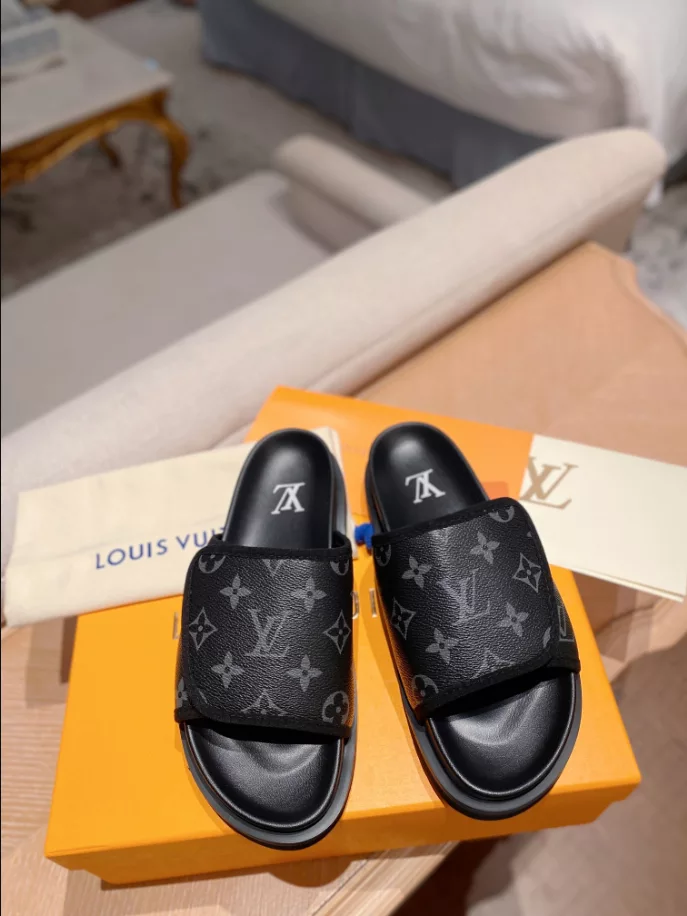 SmartChoice 7311 LOUIS VUITTON MIAMI MULE SANDAL – LVS27