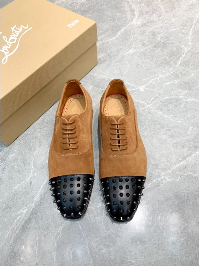 StreetReady 2066 CHRISTIAN LOUBOUTIN SUEDE – LDC022