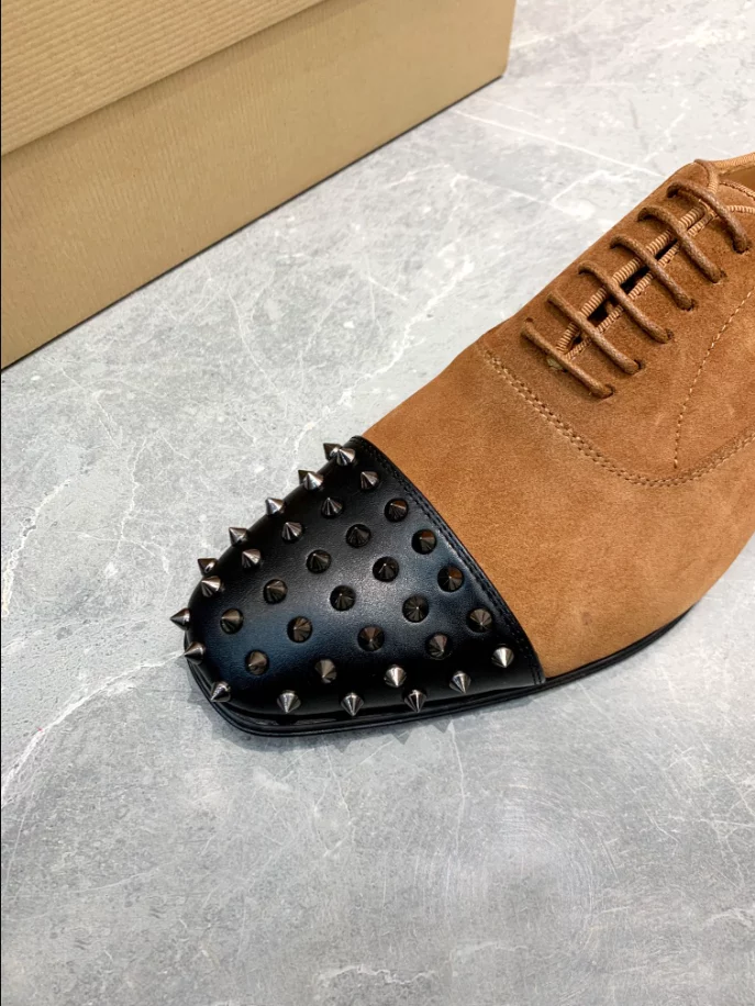 StreetReady 2066 CHRISTIAN LOUBOUTIN SUEDE – LDC022