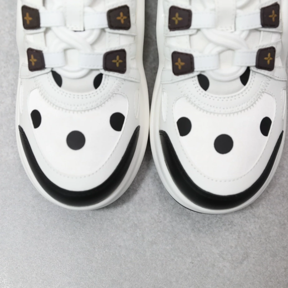 TopPick 5765 LV ARCHLIGHT SNEAKER – LSVM008