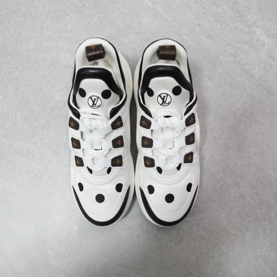 TopPick 5765 LV ARCHLIGHT SNEAKER – LSVM008