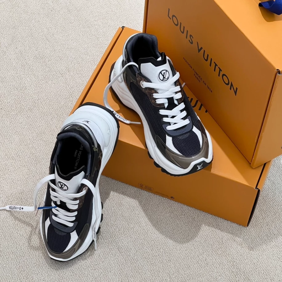 Trendy 4717 LOUIS VUITTON RUN 55 SNEAKERS – LSVT363
