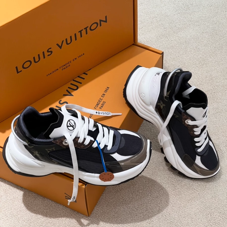 Trendy 4717 LOUIS VUITTON RUN 55 SNEAKERS – LSVT363