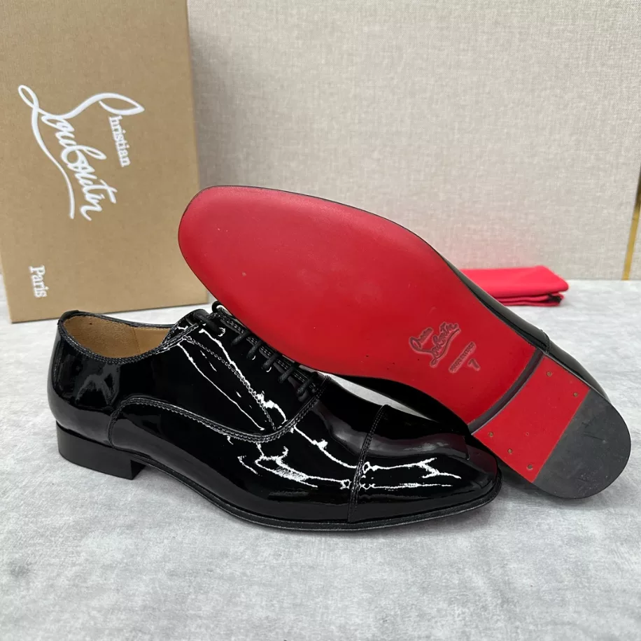 Trendy 8117 CHRISTIAN LOUBOUTIN GREGGO LOAFERS – LDC029
