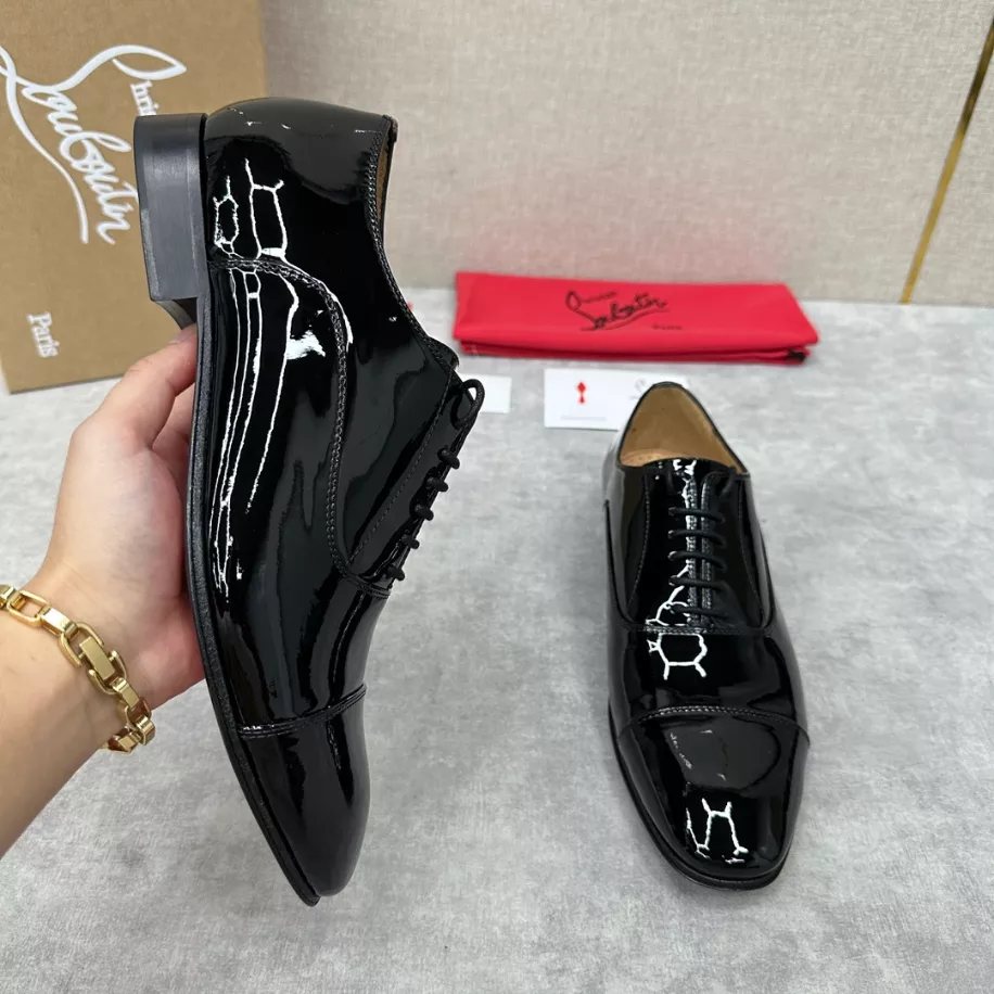 Trendy 8117 CHRISTIAN LOUBOUTIN GREGGO LOAFERS – LDC029