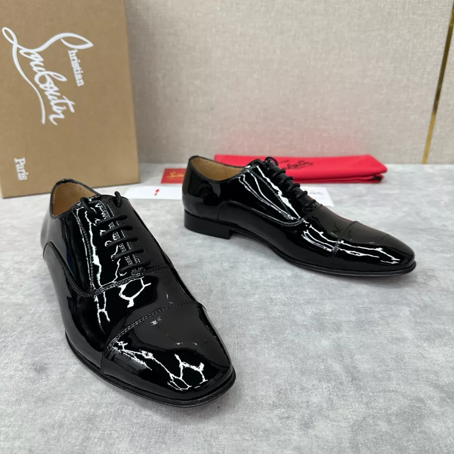 Trendy 8117 CHRISTIAN LOUBOUTIN GREGGO LOAFERS – LDC029