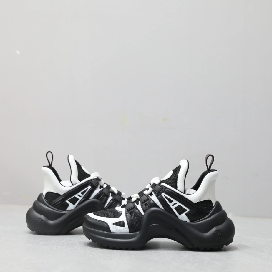 UrbanStyle 3676 LV ARCHLIGHT SNEAKER – LSVM023