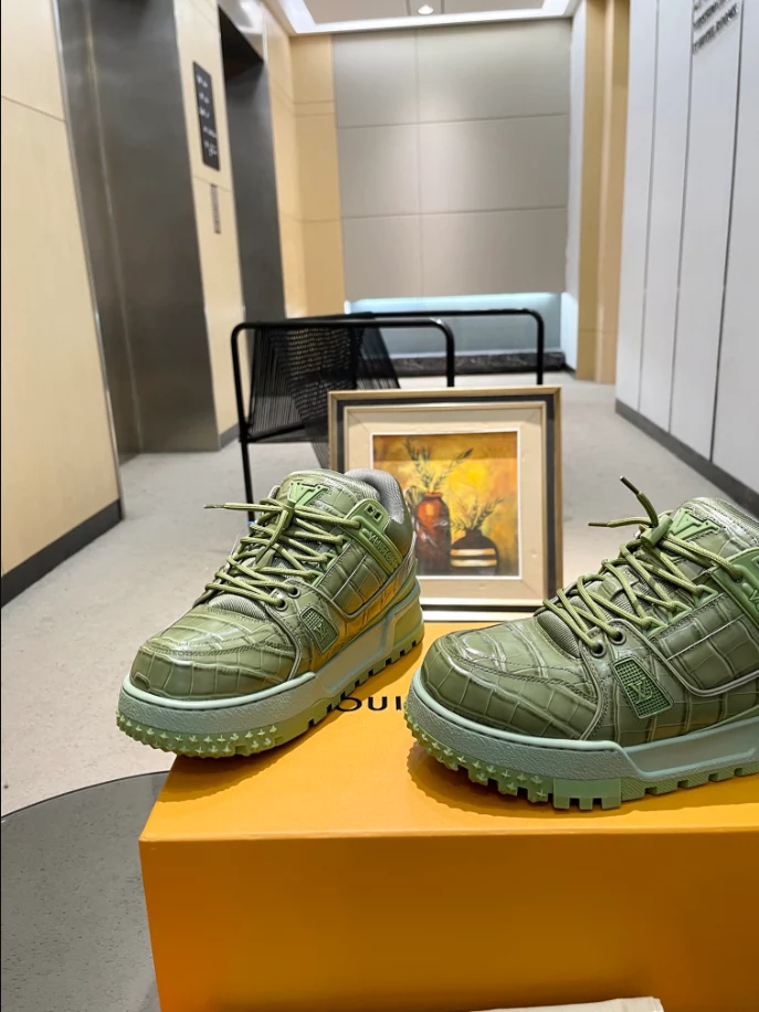 UrbanStyle 5458 LV TRAINER MAXI SNEAKER – LSVT413