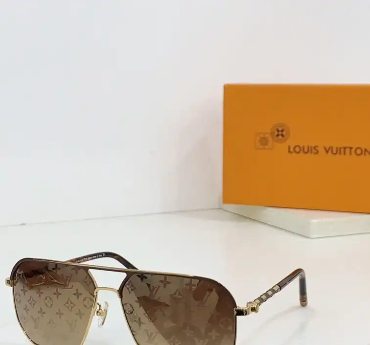 LV Sunglasses 5502A-0031 RepLadies
