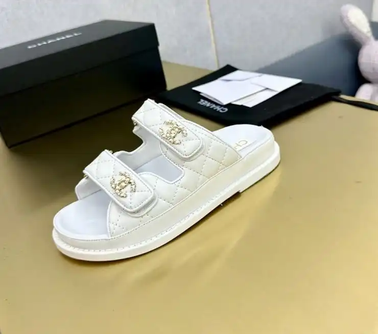 hype Chanel Slippers