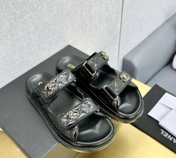 hype Chanel Slippers