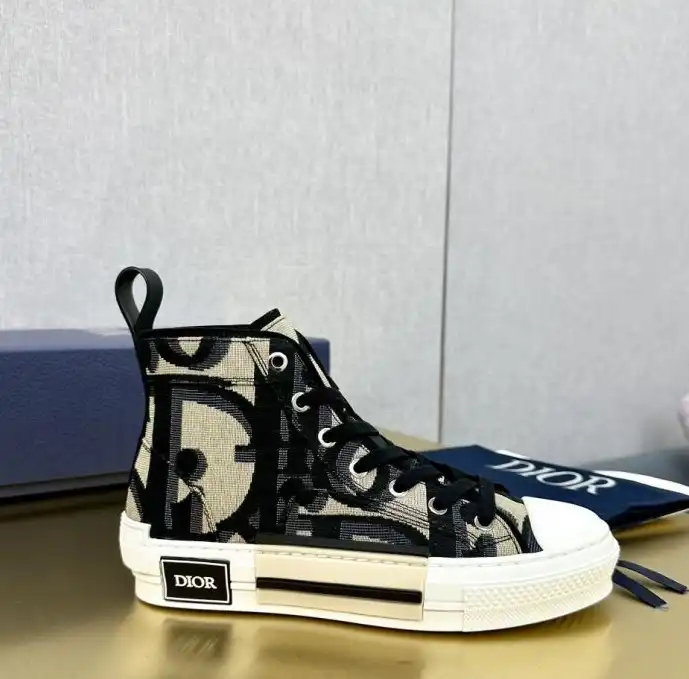 hype Christian Dior Sneakers