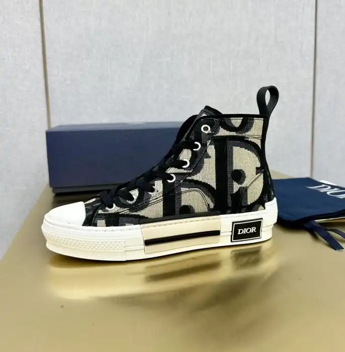 hype Christian Dior Sneakers