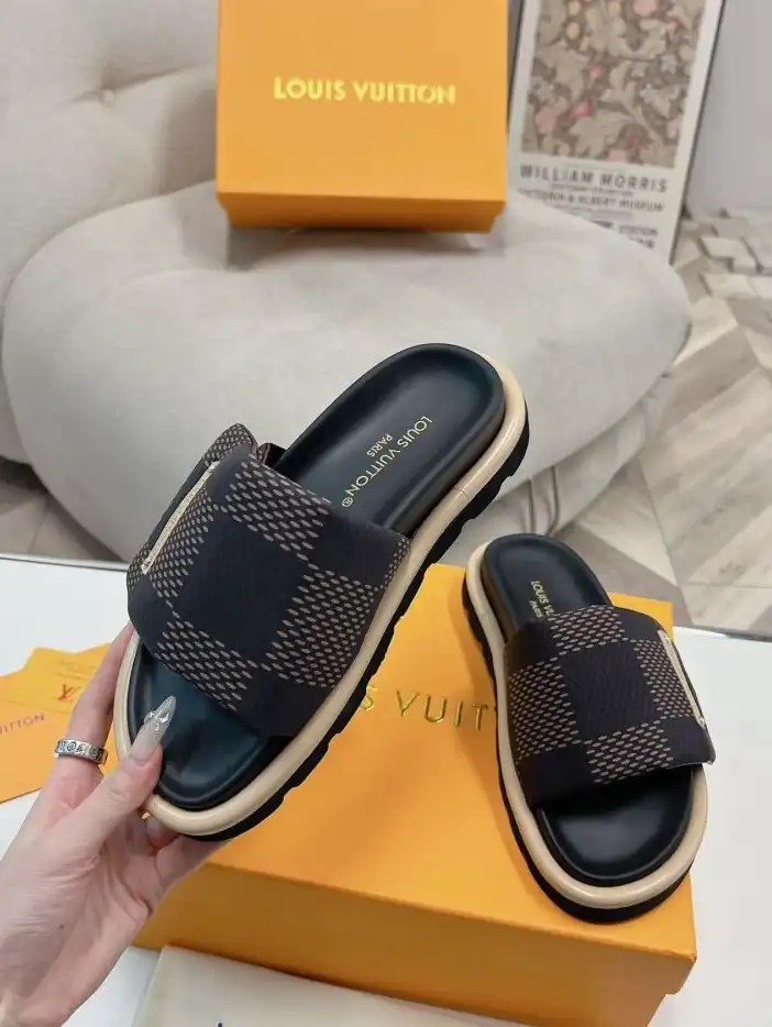 hype LV Slippers