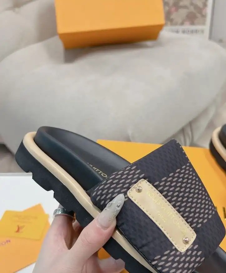 hype LV Slippers