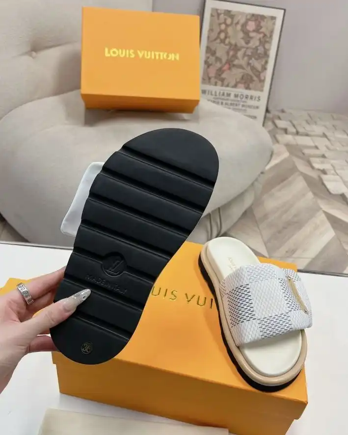 hype LV Slippers