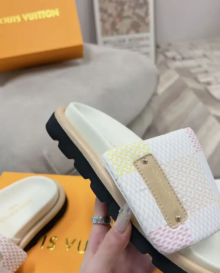 hype LV Slippers