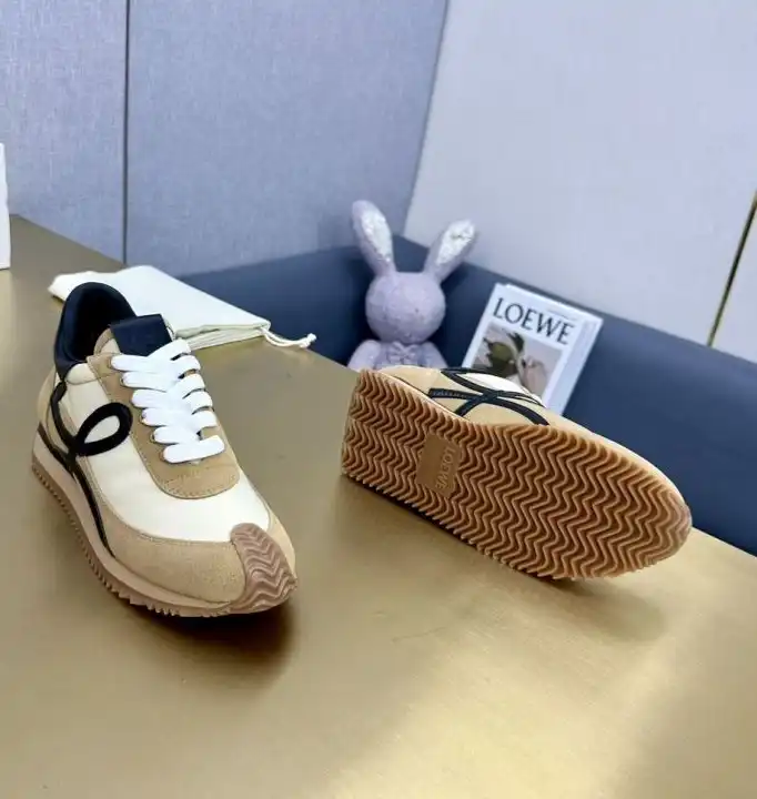 hype Loewe Sneakers