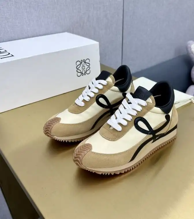 hype Loewe Sneakers