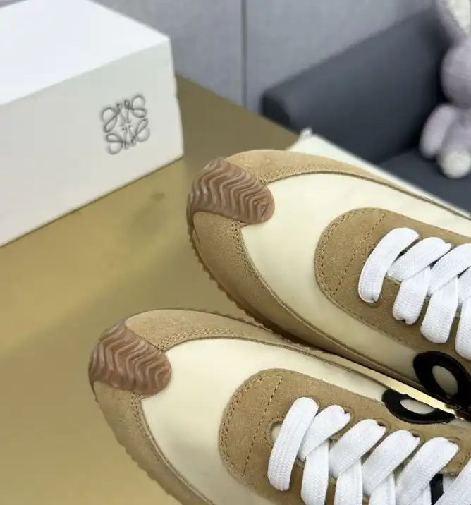 hype Loewe Sneakers