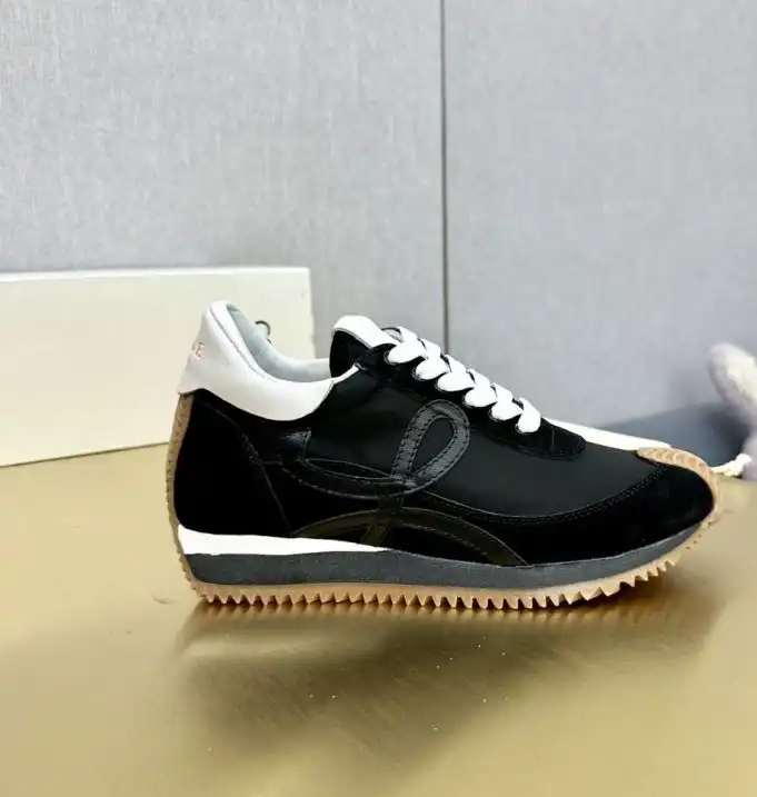 hype Loewe Sneakers