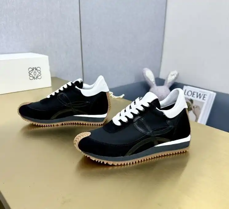 hype Loewe Sneakers