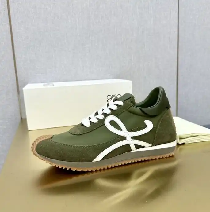 hype Loewe Sneakers