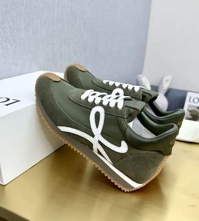 hype Loewe Sneakers